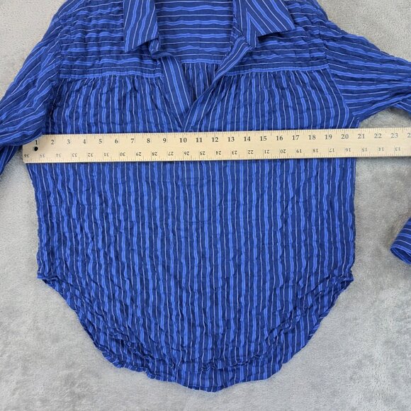 Margaret O'Leary Shirt Womens Medium Blue Striped Crinkle Button Front Top - Picture 6 of 9